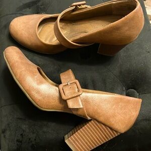 Eurosoft MaryJane Brown chunky heel